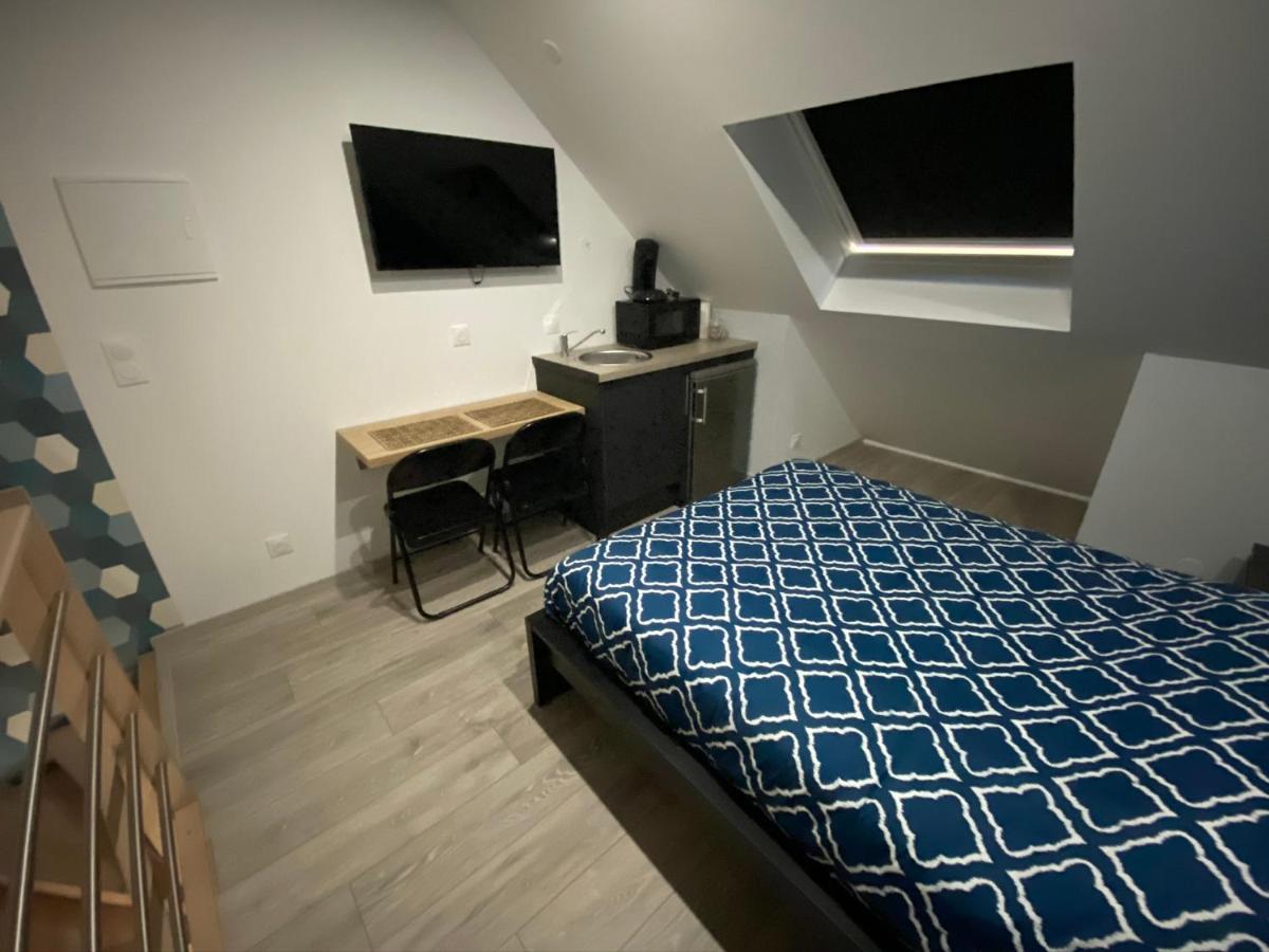Logements Equipes A Onnaing Avec Espace Balneo En Option Proche Toyota, Autoroute Et Valenciennes ภายนอก รูปภาพ