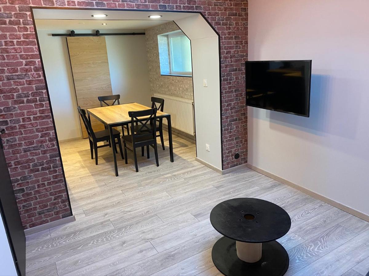 Logements Equipes A Onnaing Avec Espace Balneo En Option Proche Toyota, Autoroute Et Valenciennes ภายนอก รูปภาพ